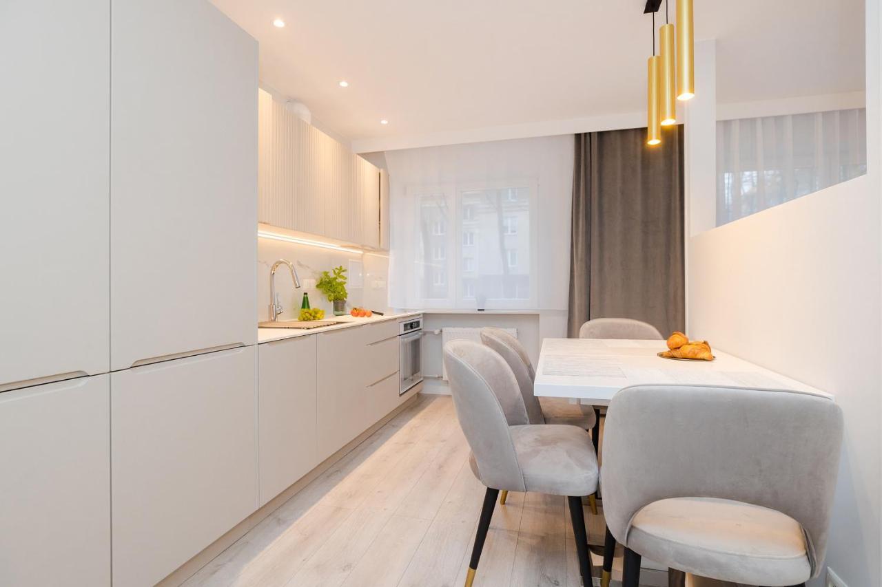 Shortstaypoland Sielecka Warsaw Exterior photo
